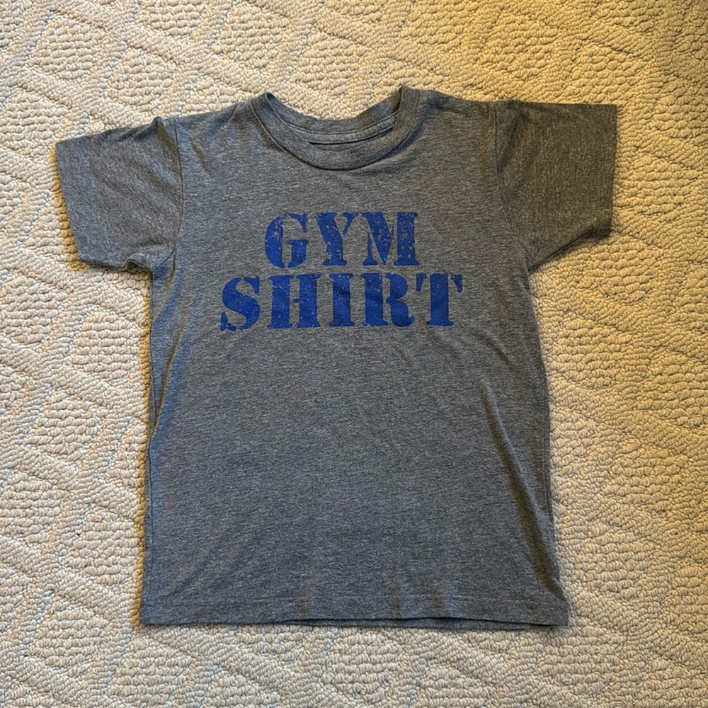 Dilascia “gym shirt” size 8 super soft and comfy